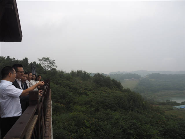 熱烈歡迎香港西貢區(qū)工商聯(lián)魏志偉會(huì)長(zhǎng)一行到東辰集團(tuán)參觀訪問(wèn)