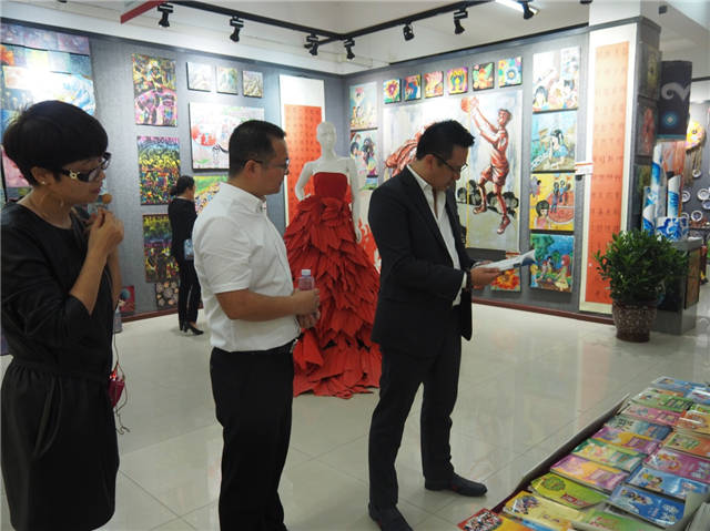 熱烈歡迎香港西貢區(qū)工商聯(lián)魏志偉會(huì)長(zhǎng)一行到東辰集團(tuán)參觀訪問(wèn)