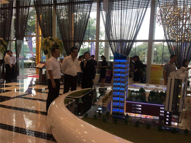 熱烈歡迎香港西貢區(qū)工商聯(lián)魏志偉會(huì)長(zhǎng)一行到東辰集團(tuán)參觀訪問(wèn)