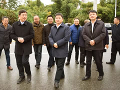 成都溫江區(qū)區(qū)委書記王道明、區(qū)長馬烈紅一行調(diào)研成都東辰外國語學(xué)校項(xiàng)目建設(shè)