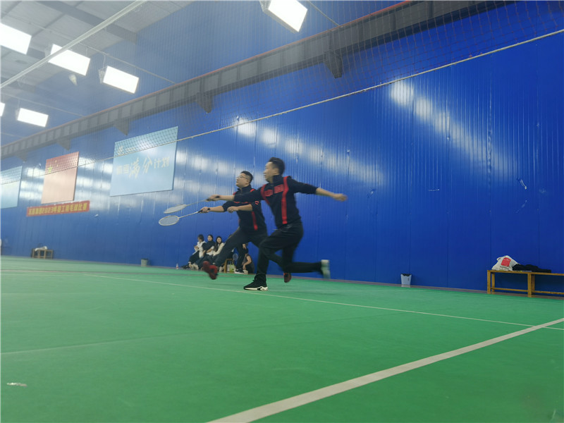 輕羽飛揚(yáng) 一拍精彩——2023年員工羽毛球比賽6.jpg